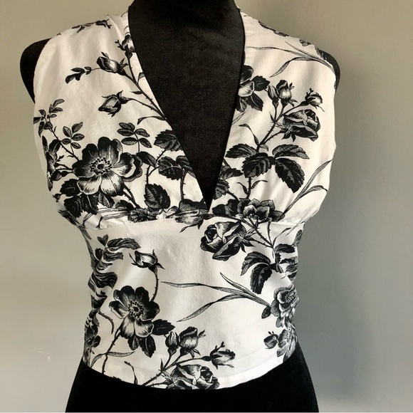 White House Black Market Floral Halter - Picture 3 of 5